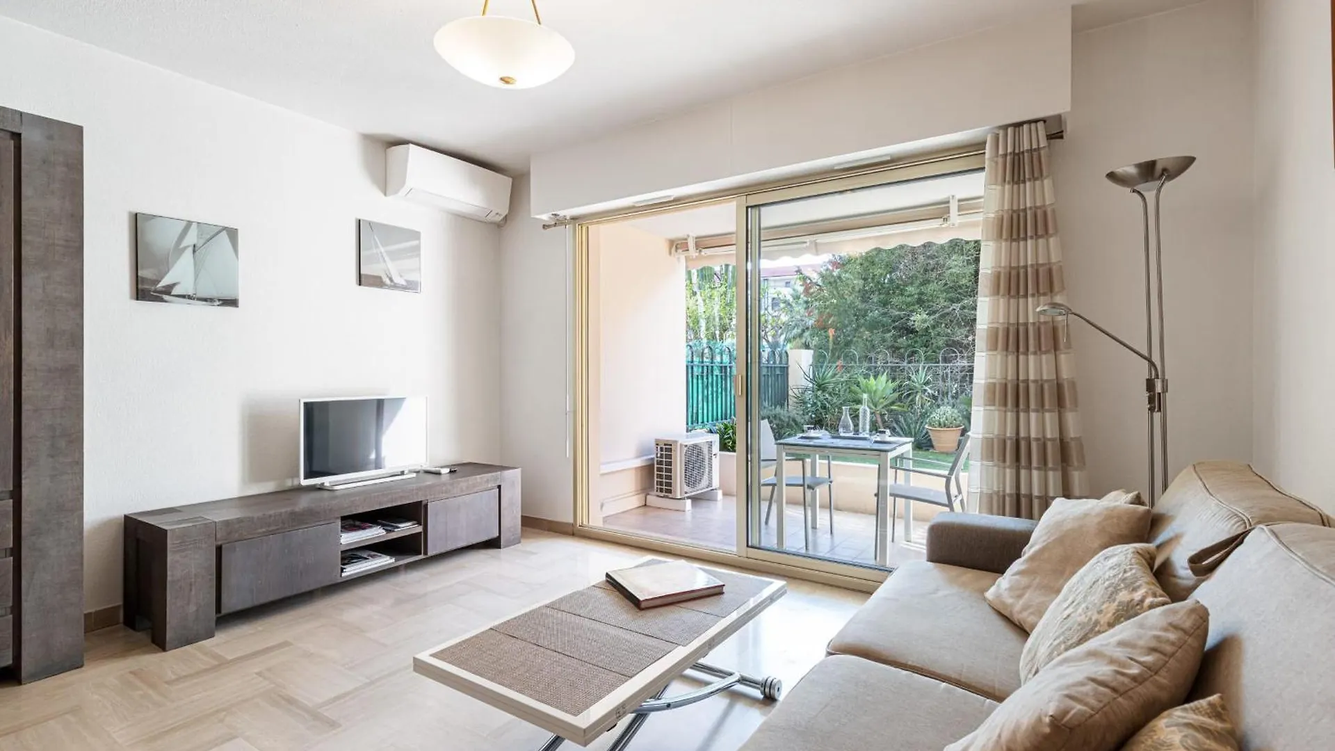 Central Terrace Garage & Ac Cannes Apartment